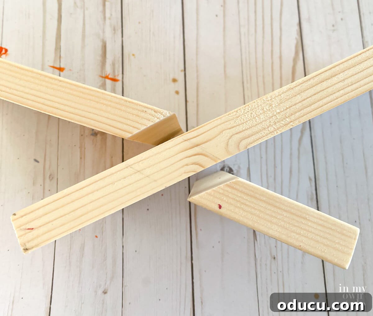 Birds eye view of how wood to make stand go together.