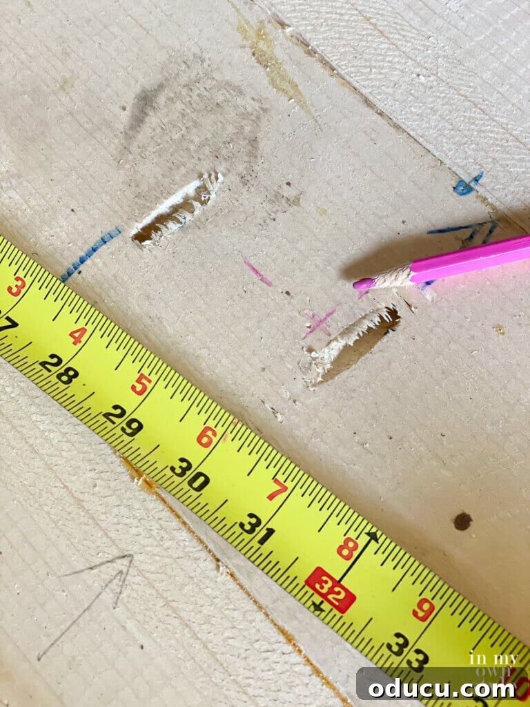 Crafting a Custom Round Wood Kitchen Tabletop 18 find center of table to set up jig