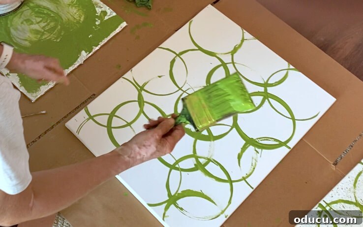 How-to-splatter-paint-on-a-canvas-to-create-wall-art