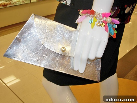 How to make a purse gift bag step by step
