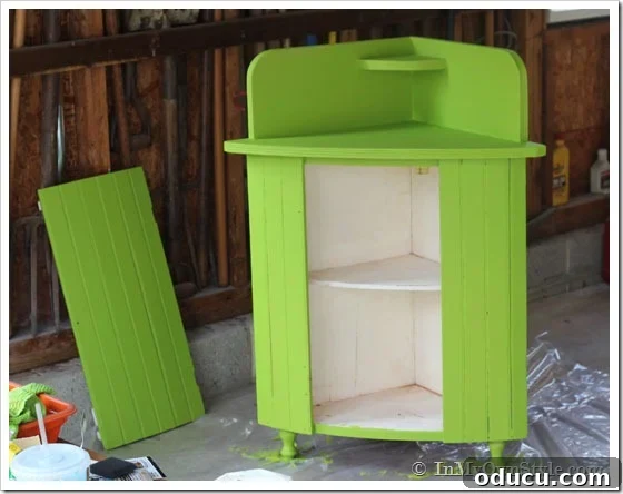 Effortless Glaze Finishes for Furniture 18 chalk painted corner cabinet before getting antiquing glaze
