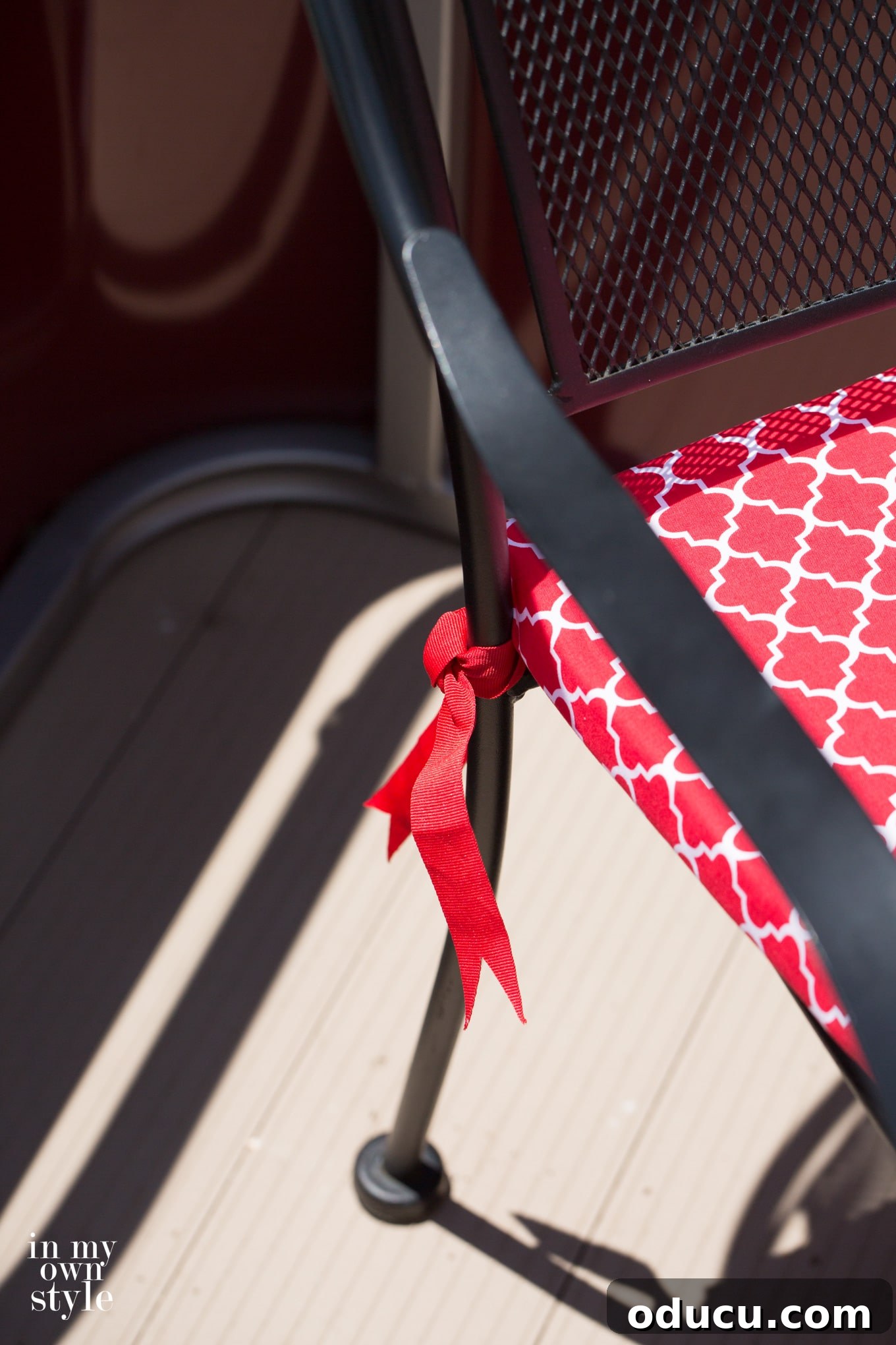 Speedy Wrought Iron Patio Cushions DIY for Any Chair 7 no sew seat cushion