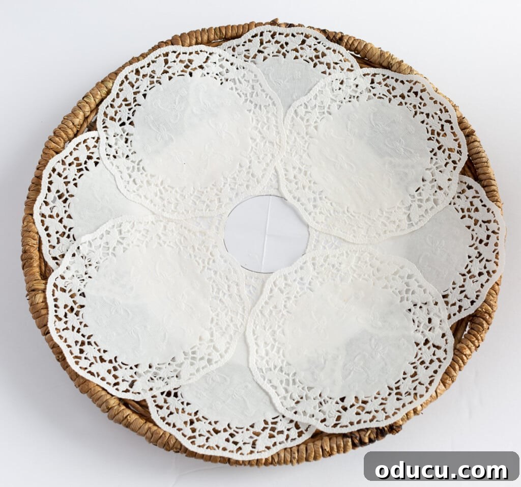 DIY Charming Paper Doily Placemats and Plate Chargers 3 How to make paper doilies into a plate charger