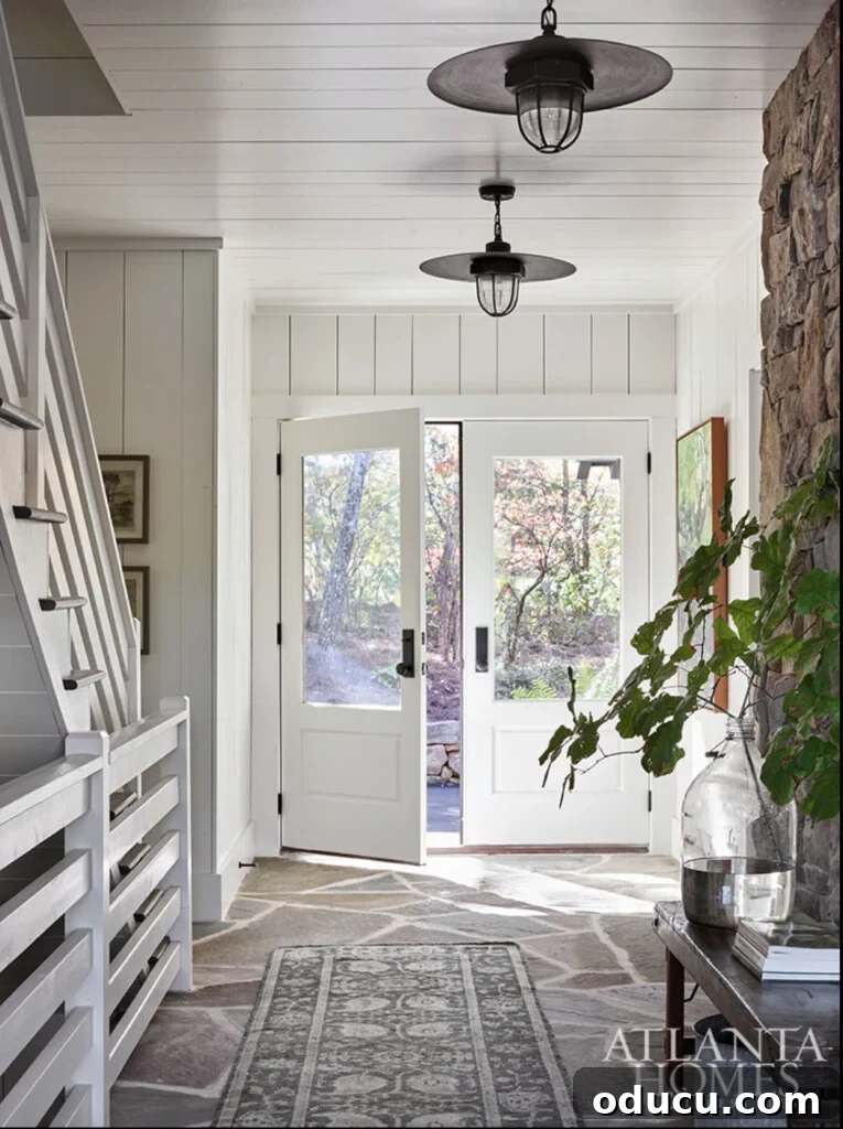 Style Scouting Chapter 142 2 Stunning interior design from an Atlanta home, inspiring elegant living spaces.