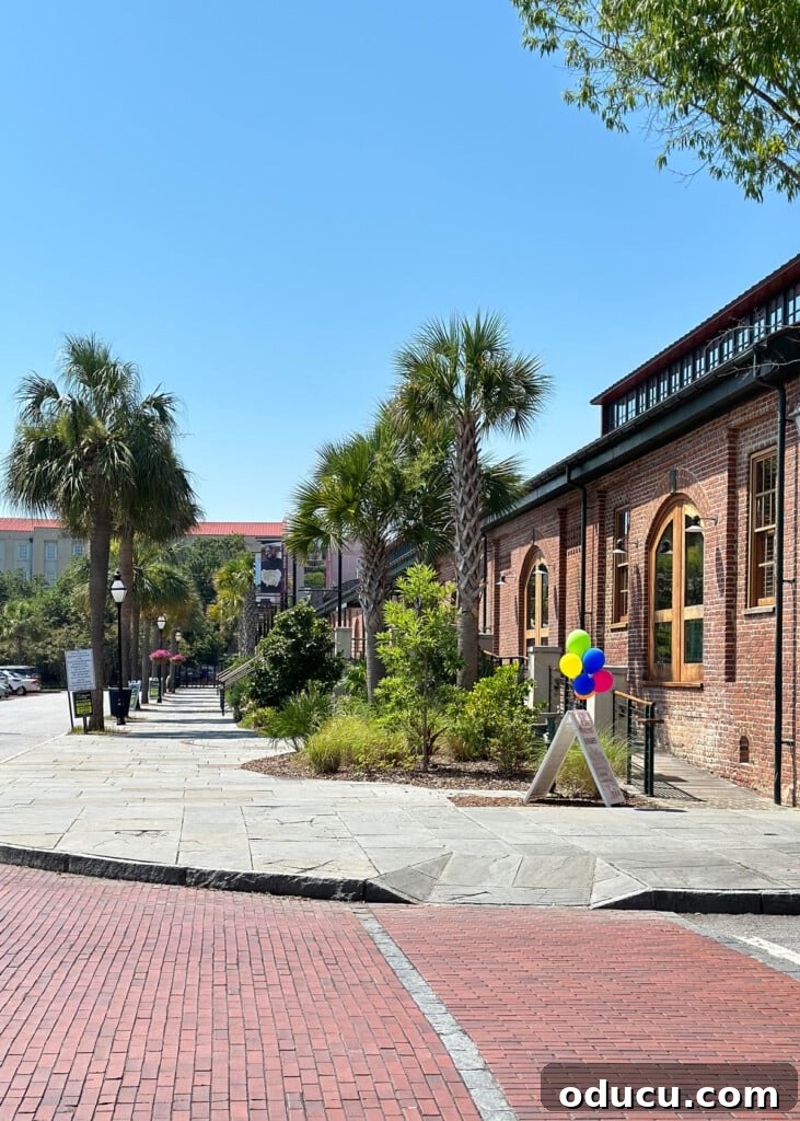 Charleston visitor's center